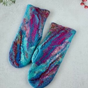 Варежки валяные